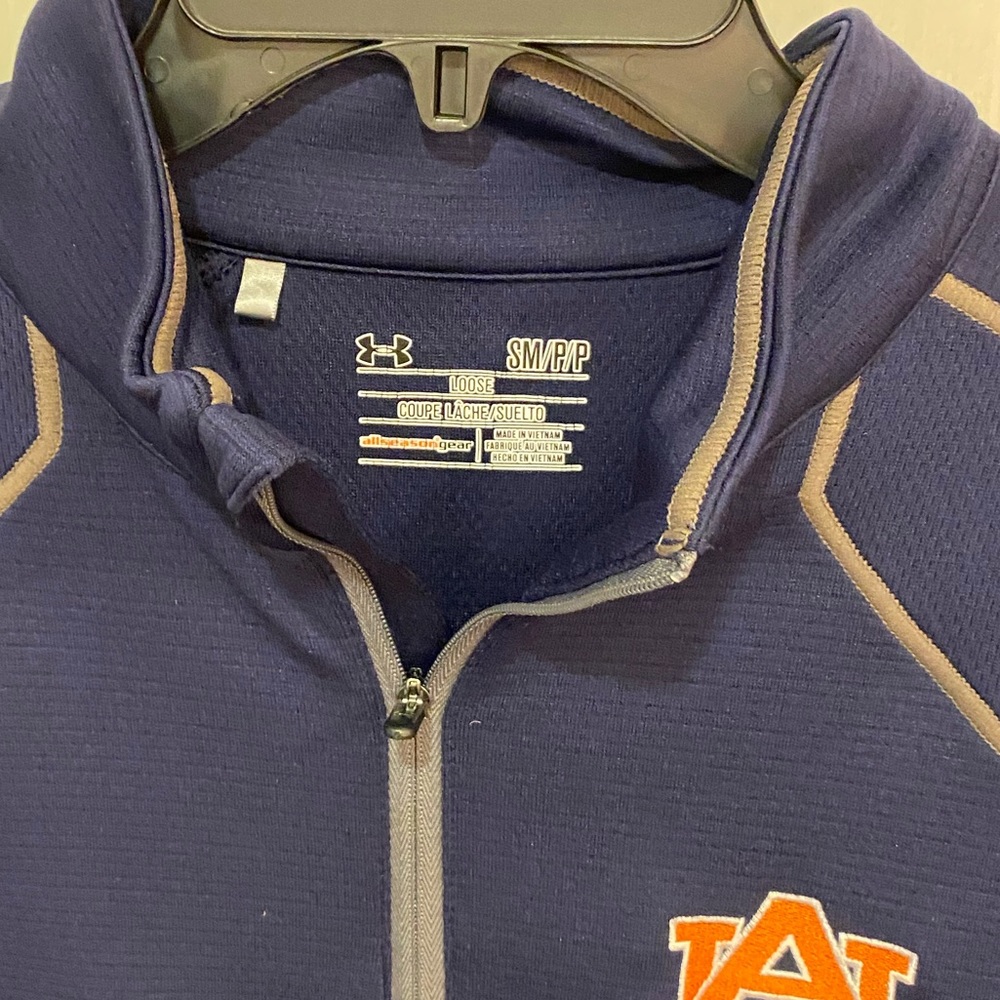 AUBURN quarter-zip pullover - Picture 2 of 3